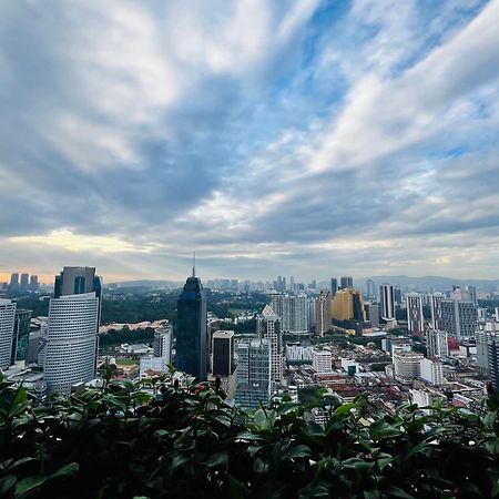 Colony Suites Klcc By Hibernate Kuala Lumpur Luaran gambar