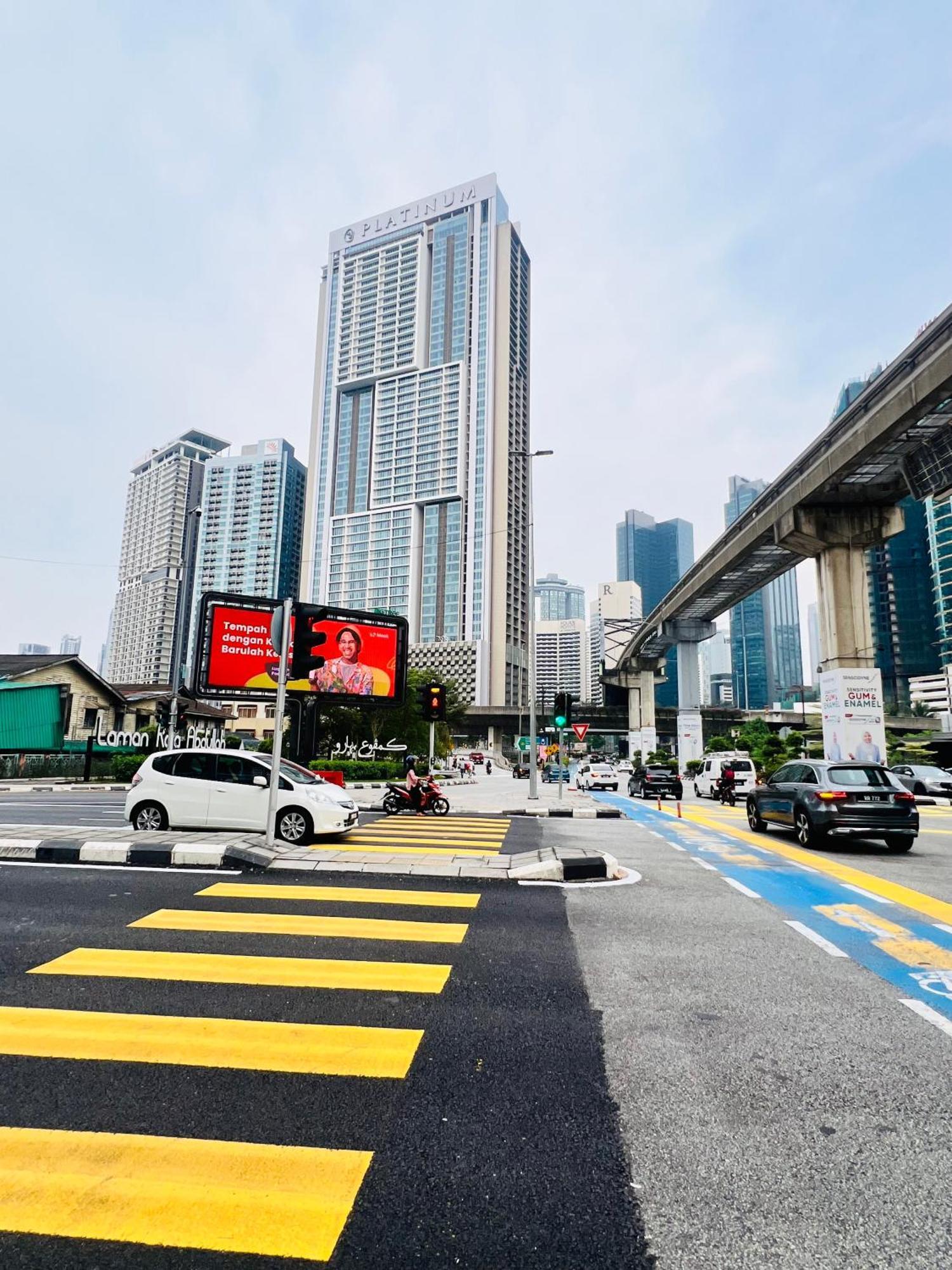 Colony Suites Klcc By Hibernate Kuala Lumpur Luaran gambar
