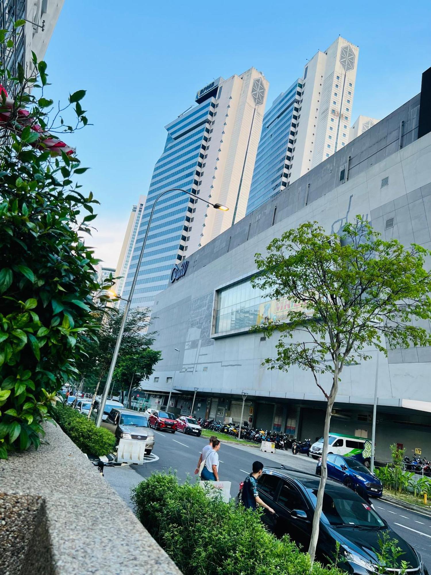 Colony Suites Klcc By Hibernate Kuala Lumpur Luaran gambar