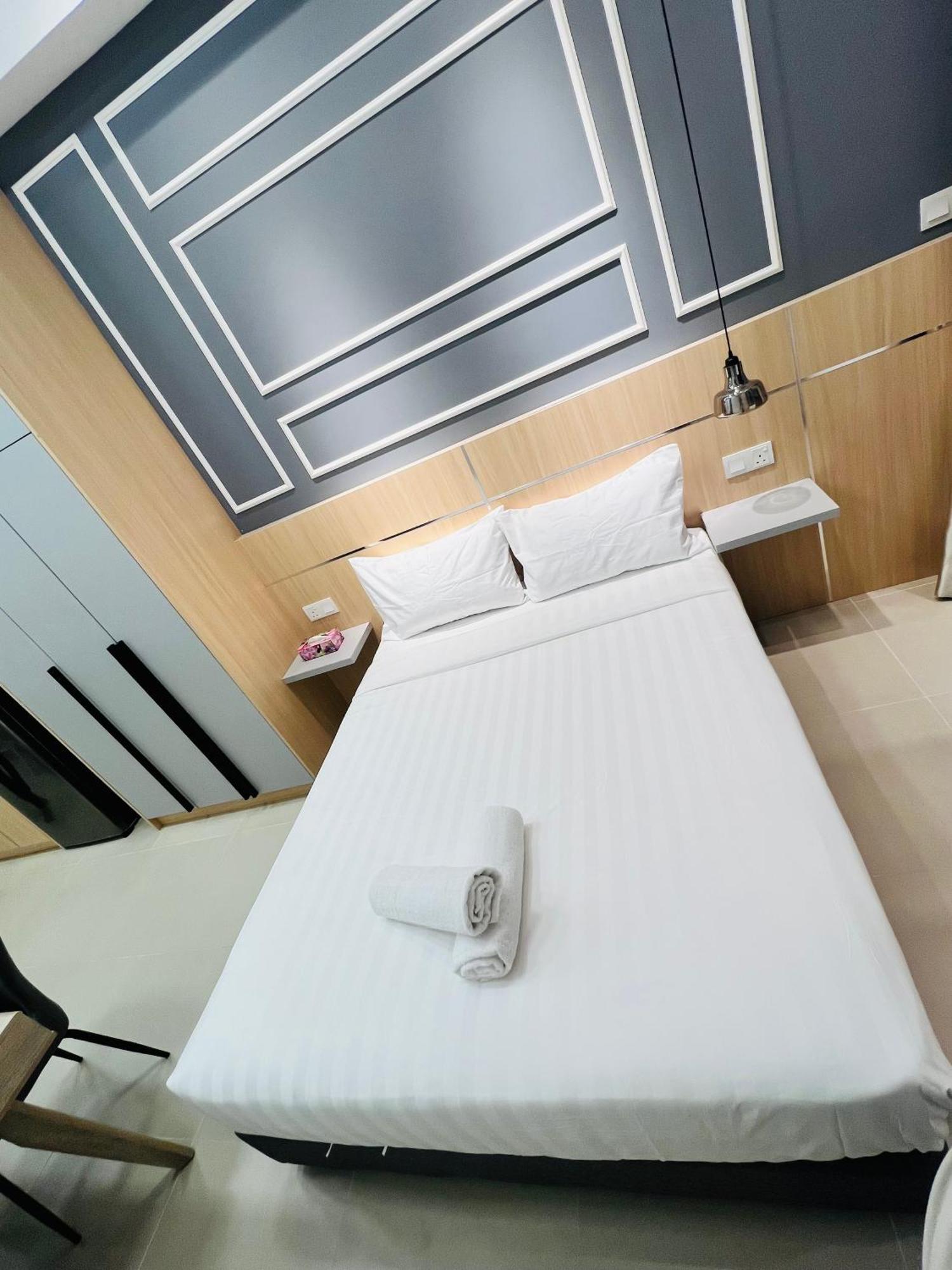 Colony Suites Klcc By Hibernate Kuala Lumpur Luaran gambar