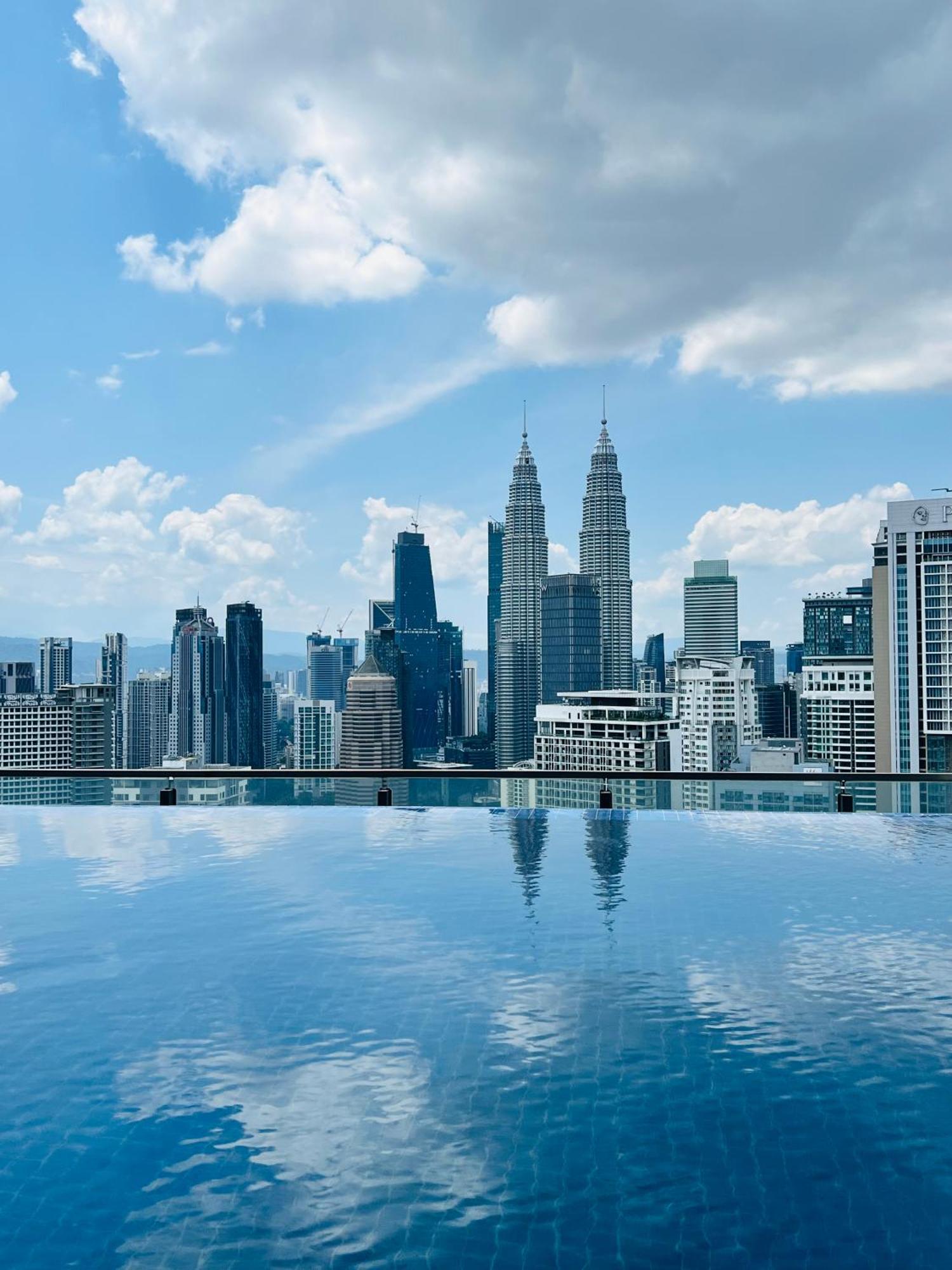 Colony Suites Klcc By Hibernate Kuala Lumpur Luaran gambar