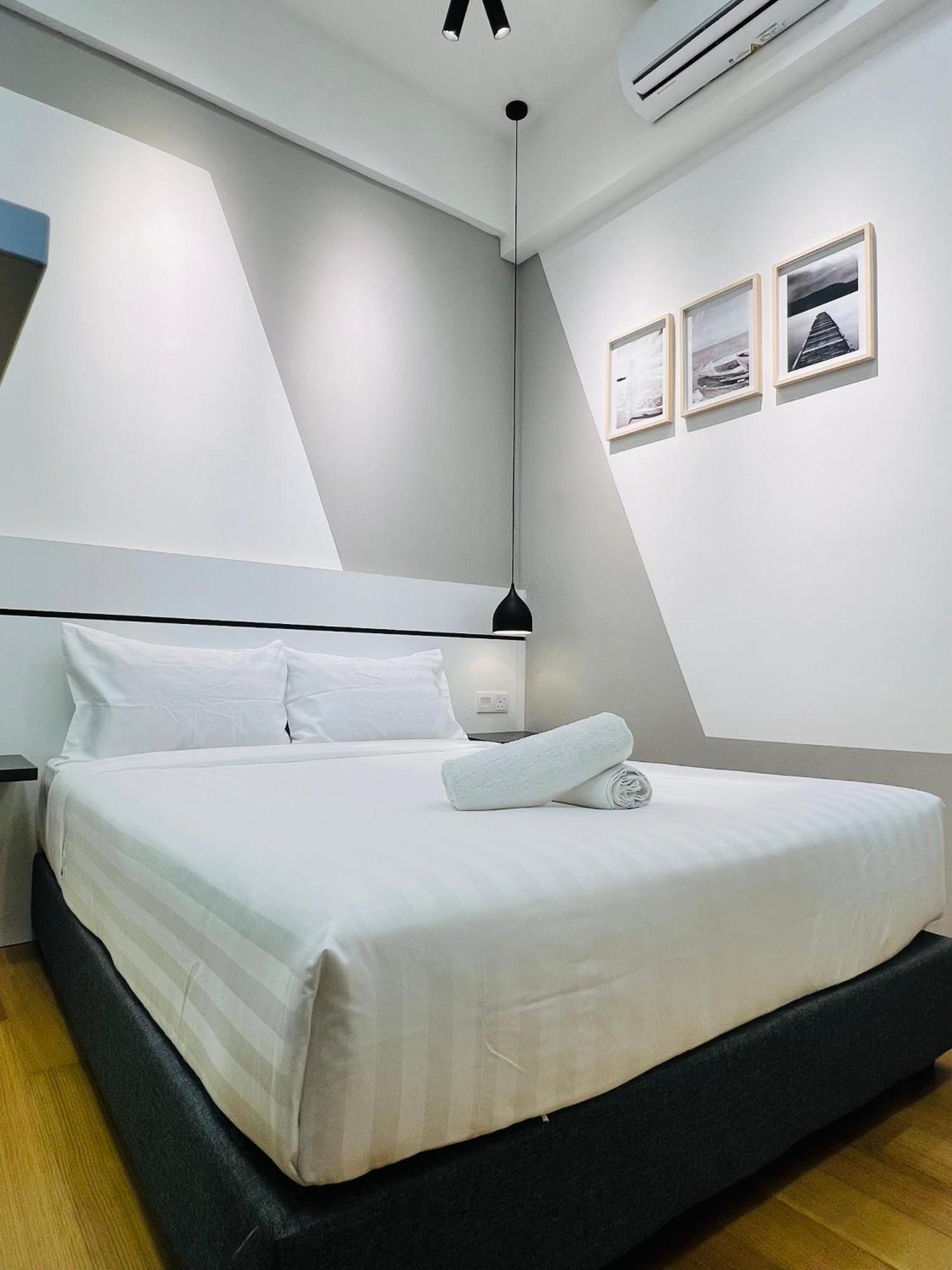 Colony Suites Klcc By Hibernate Kuala Lumpur Luaran gambar