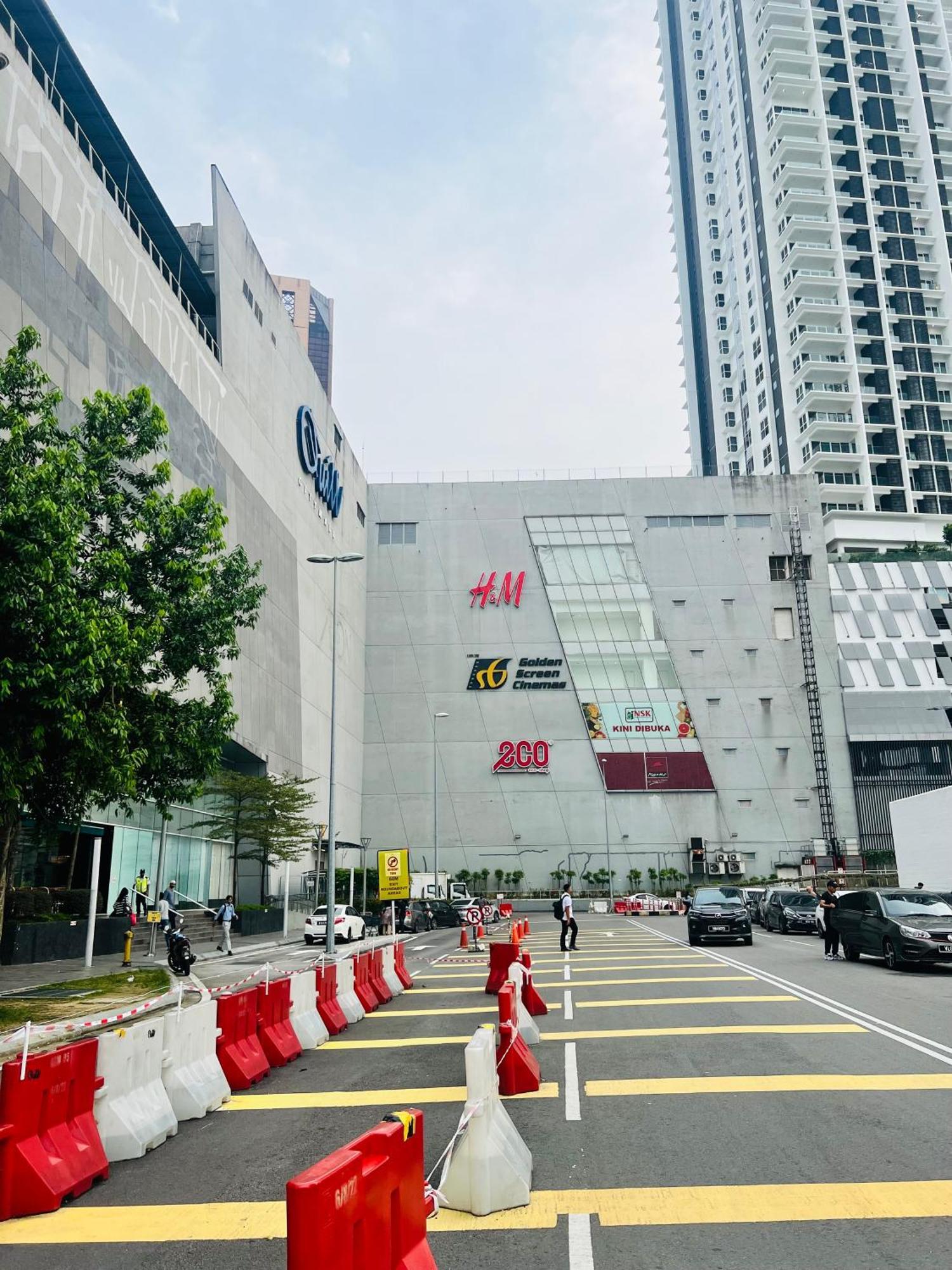 Colony Suites Klcc By Hibernate Kuala Lumpur Luaran gambar