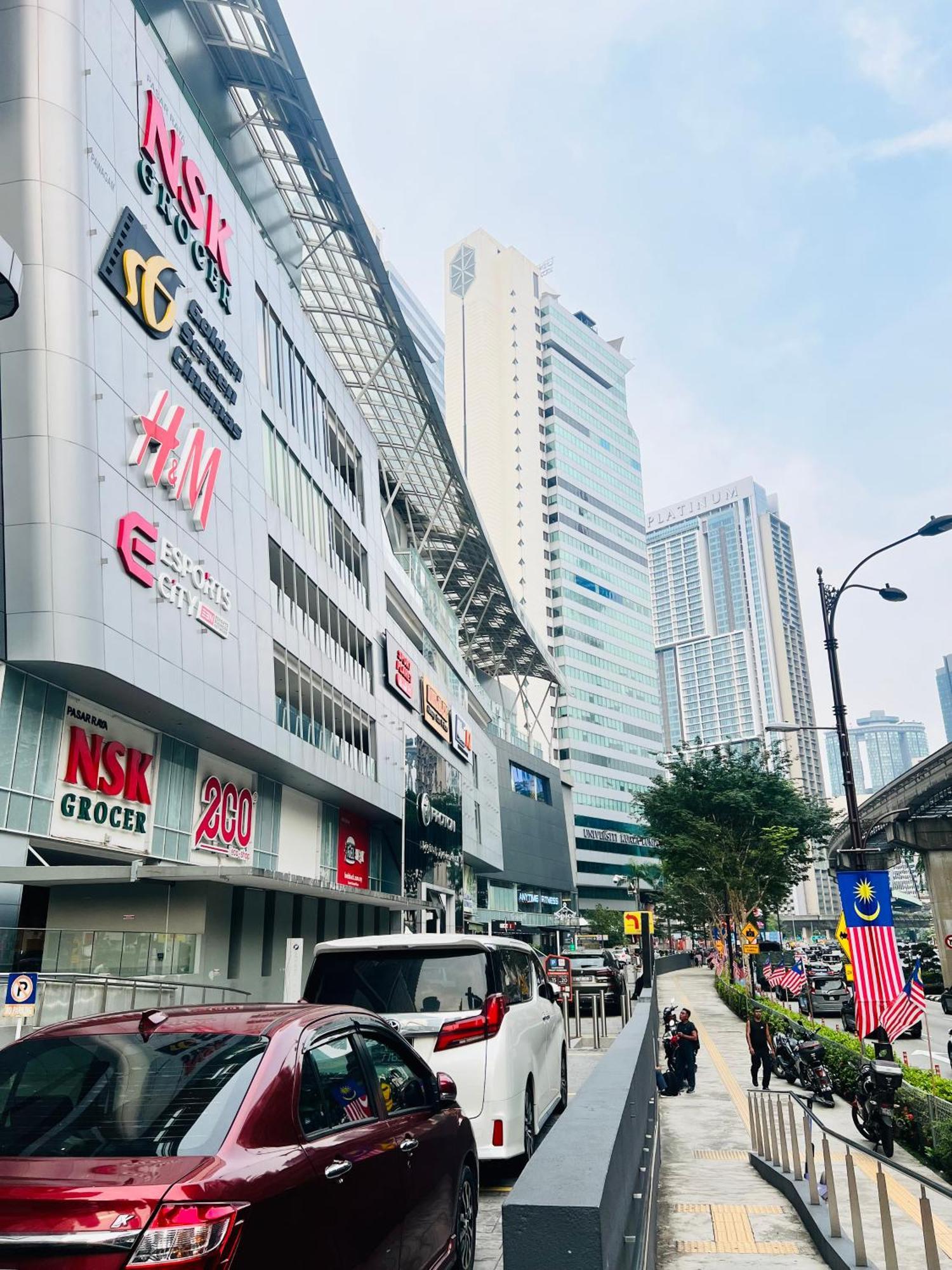 Colony Suites Klcc By Hibernate Kuala Lumpur Luaran gambar